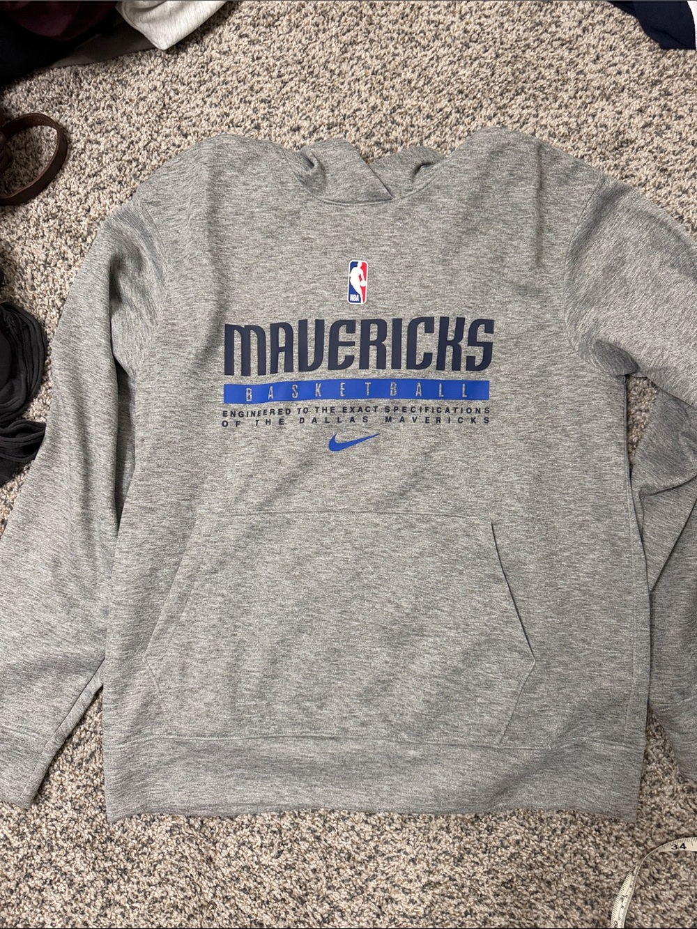 Dallas Mavericks Dry Fit medium Practice hoodie